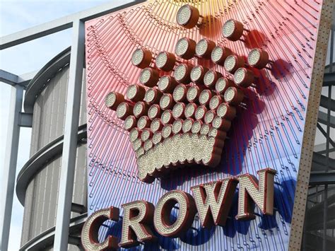 about crown casino king hit/